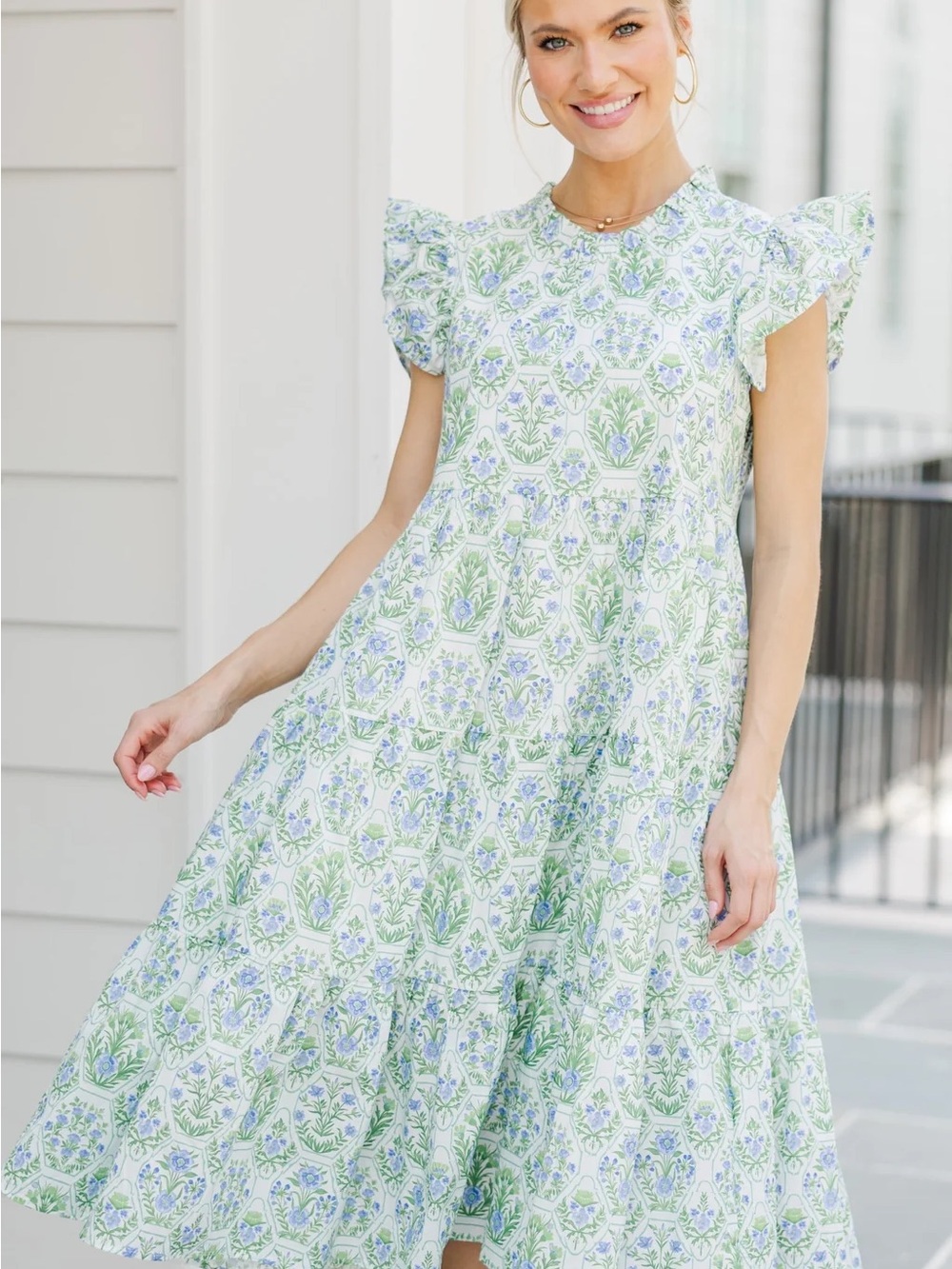 Shop the Mint “Speak your mind” Midi Floral Tiered Dress Size Medium